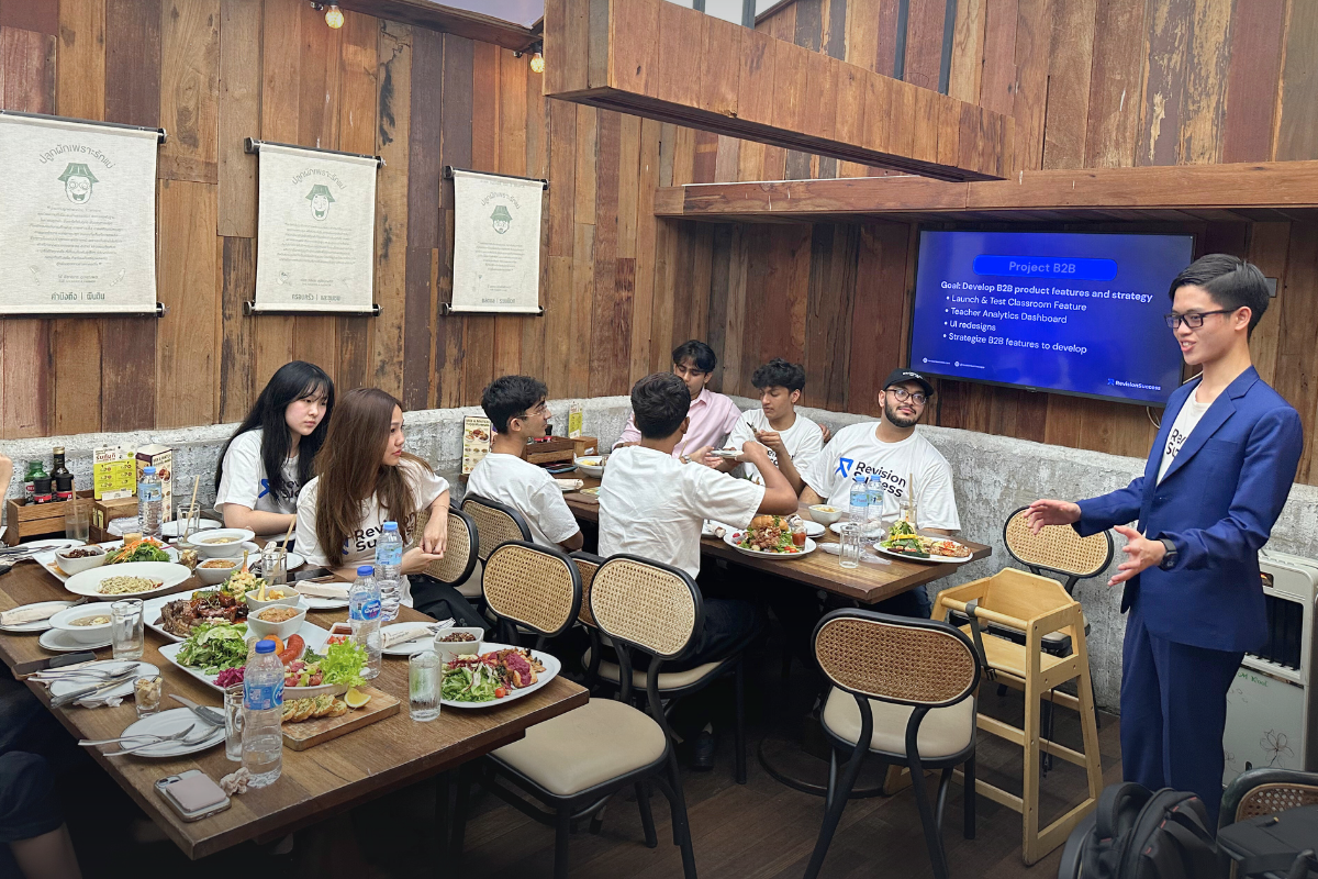 Phonlawat Sirajindapirom, Co-Founder & CEO, addressing the RevIntern 2.0 team at the welcome dinner